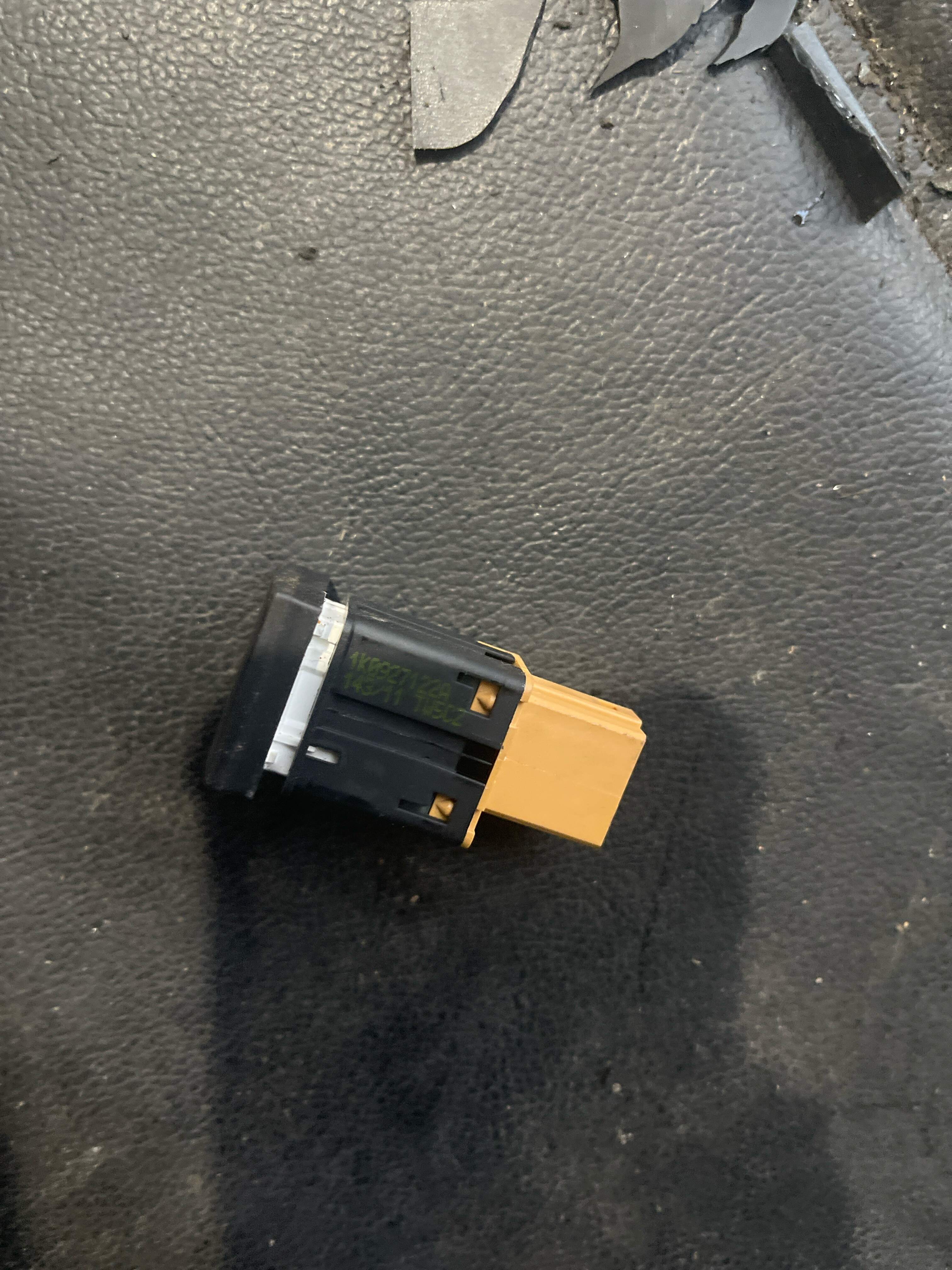 1K0927122A Auto Parking Assist Switch