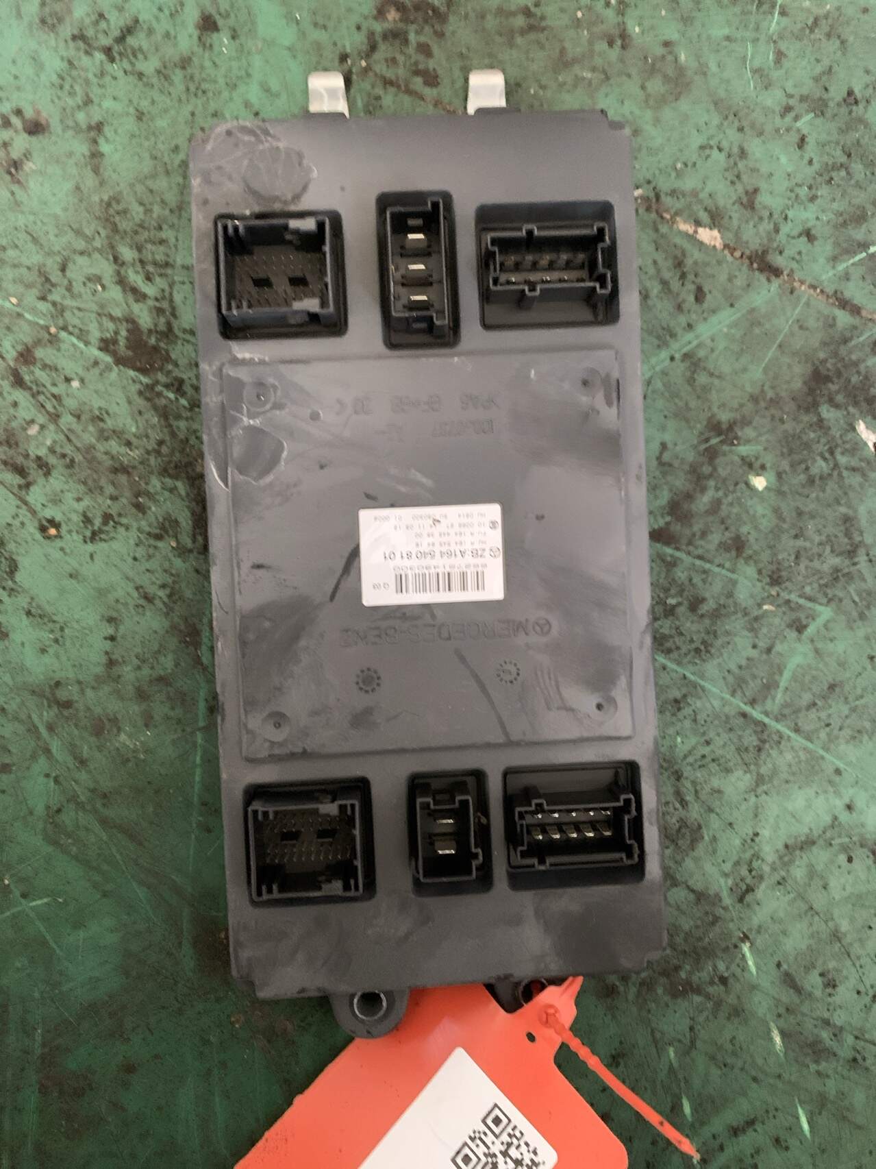 A1649004101 Signal Acquisition Control Module, Front