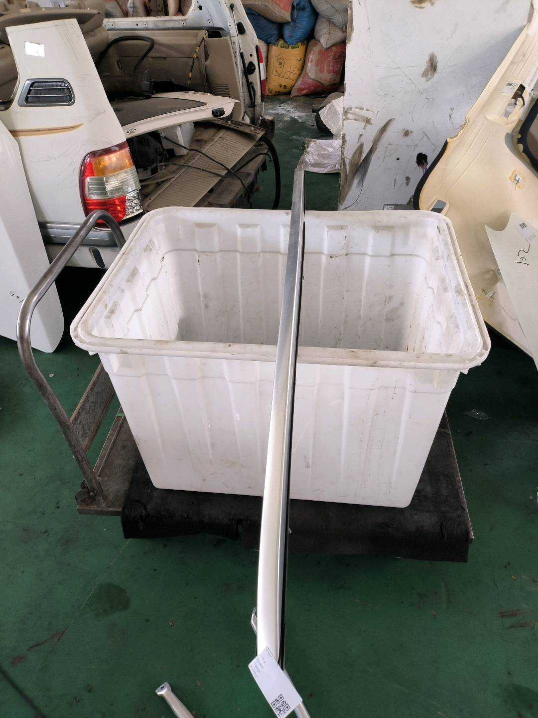 A2538901300 车顶饰条（左）