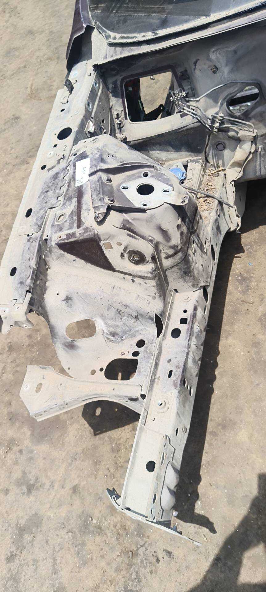 C2Z5038 Front Wheel Arch Inner Panel, Right