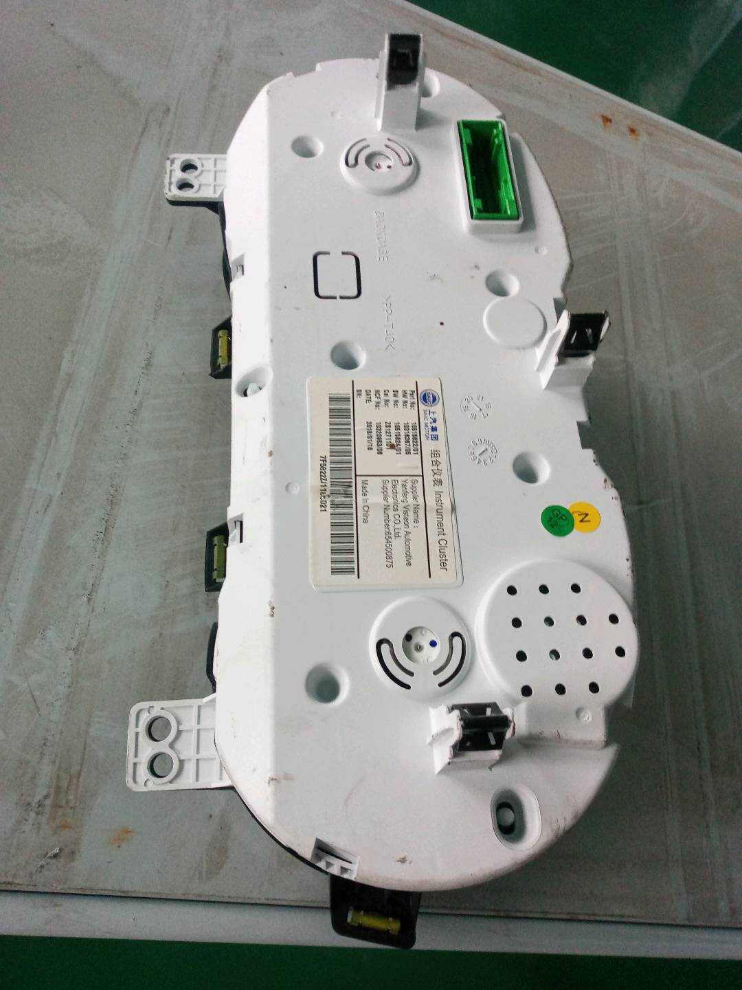 10515822 Instrument Cluster Assembly