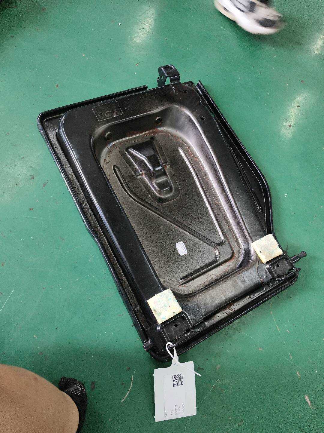 A1699202734 后座椅靠背骨架(左)