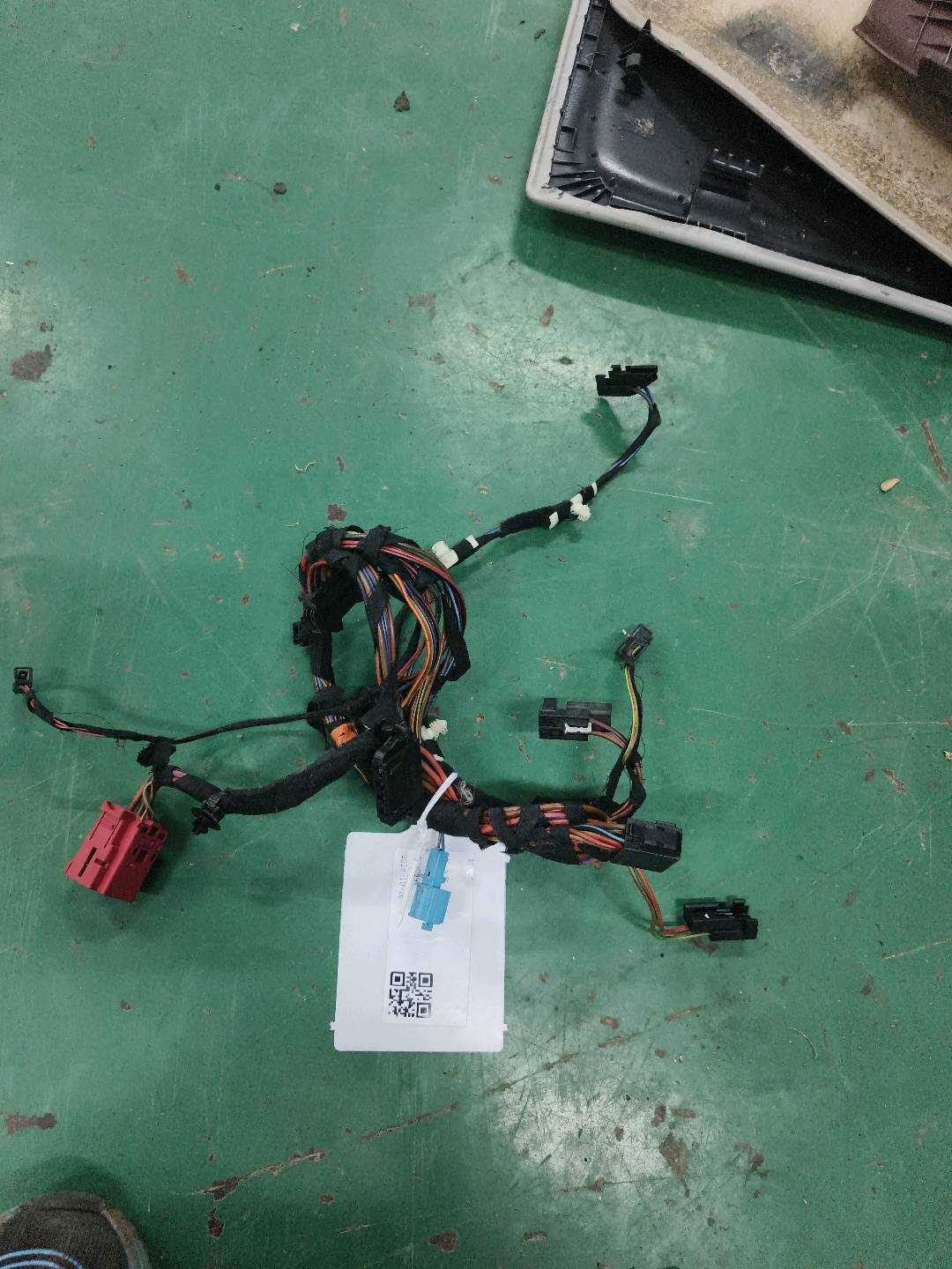 4L0971384K 副驾驶员座椅线束总成