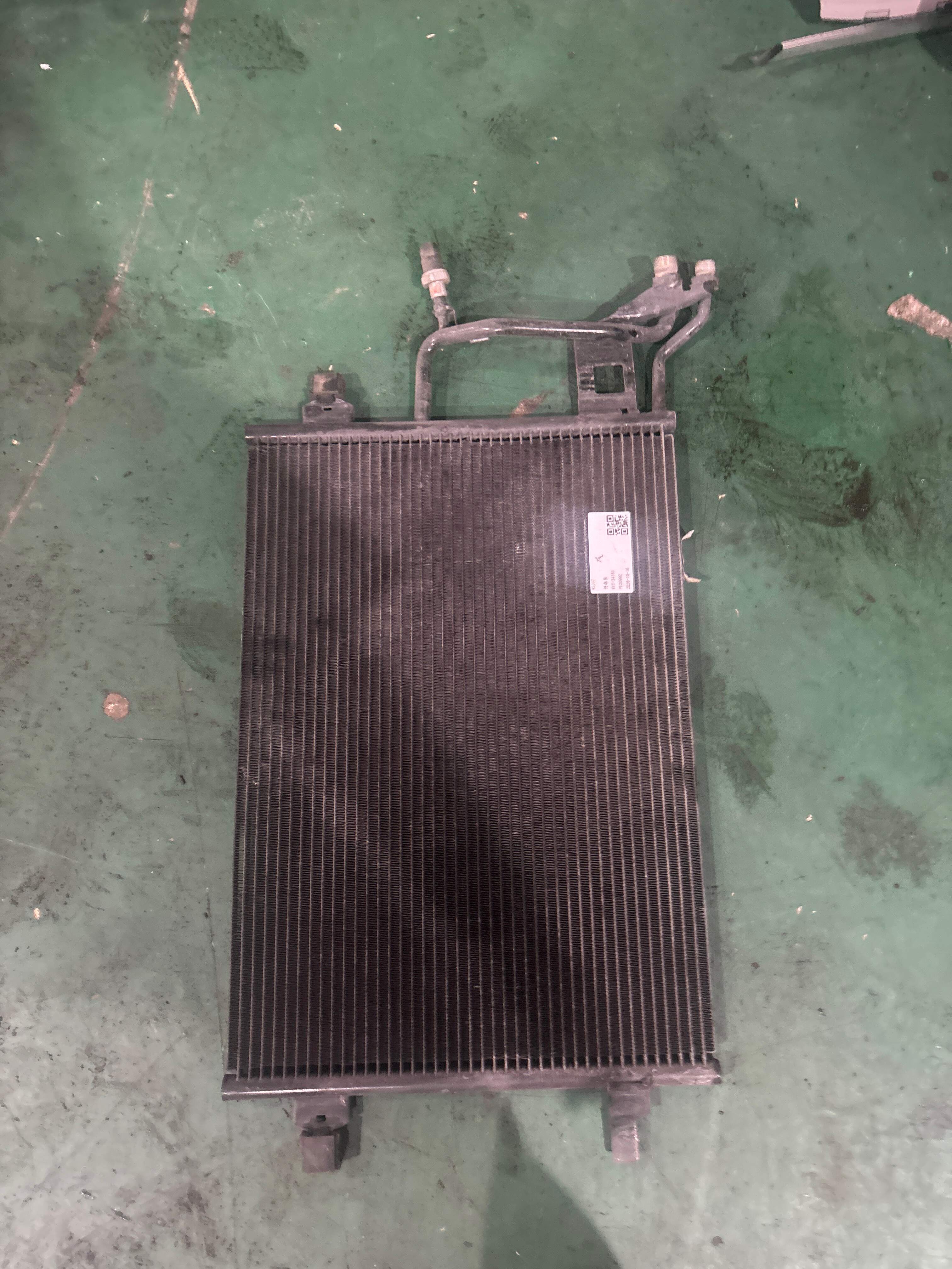 4B0260403T Condenser