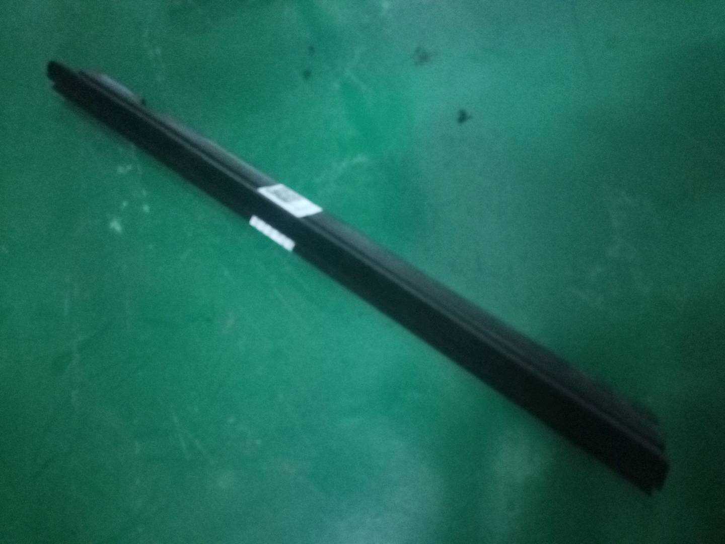 A2047350465 后门玻璃压条(右内)