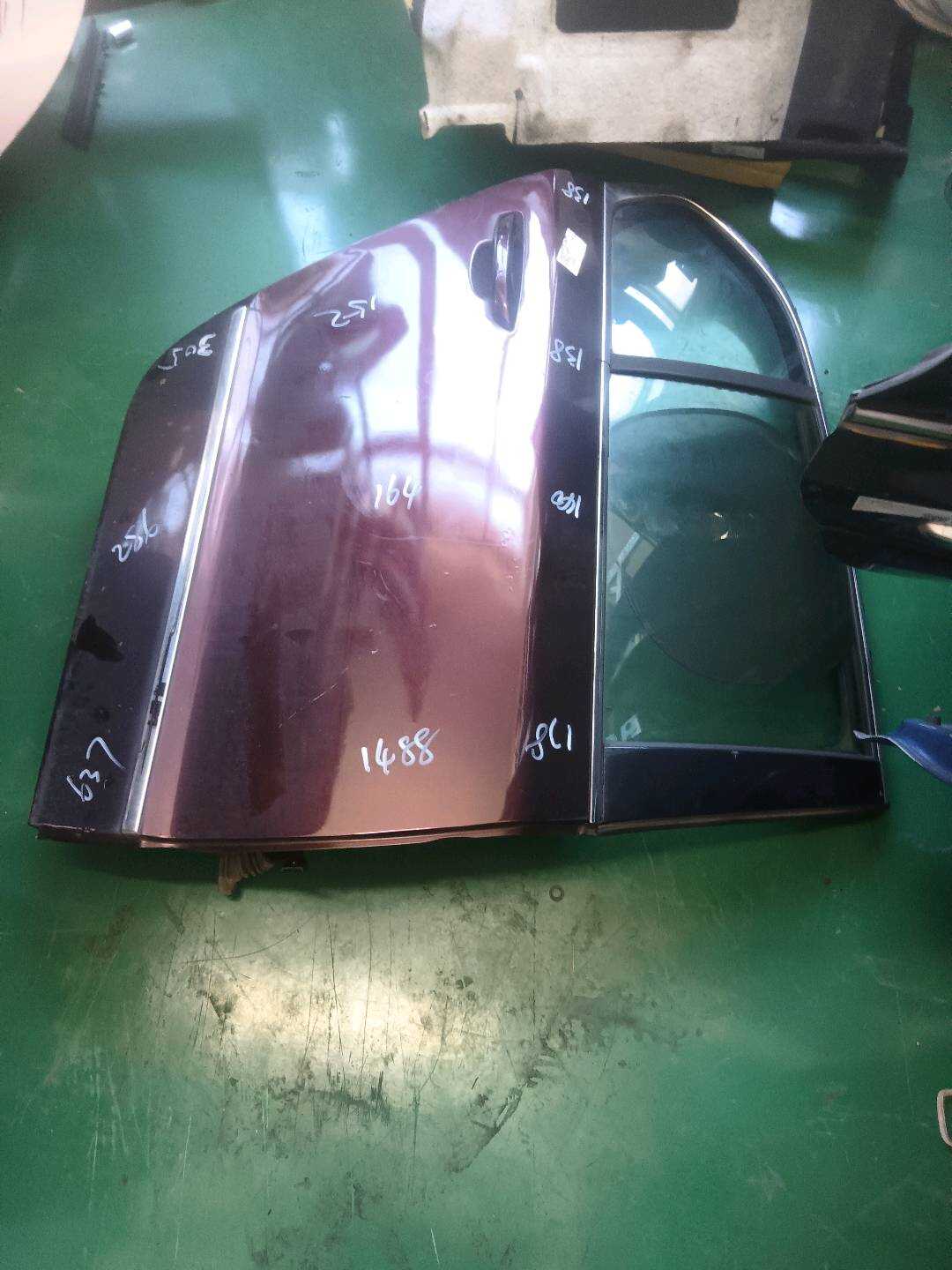 3T5833056 后门壳（右）