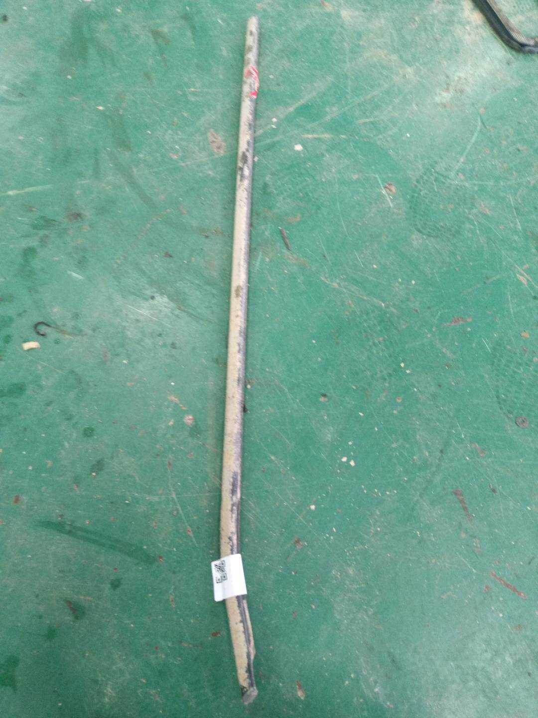 51337349642 前门玻璃压条(右外)