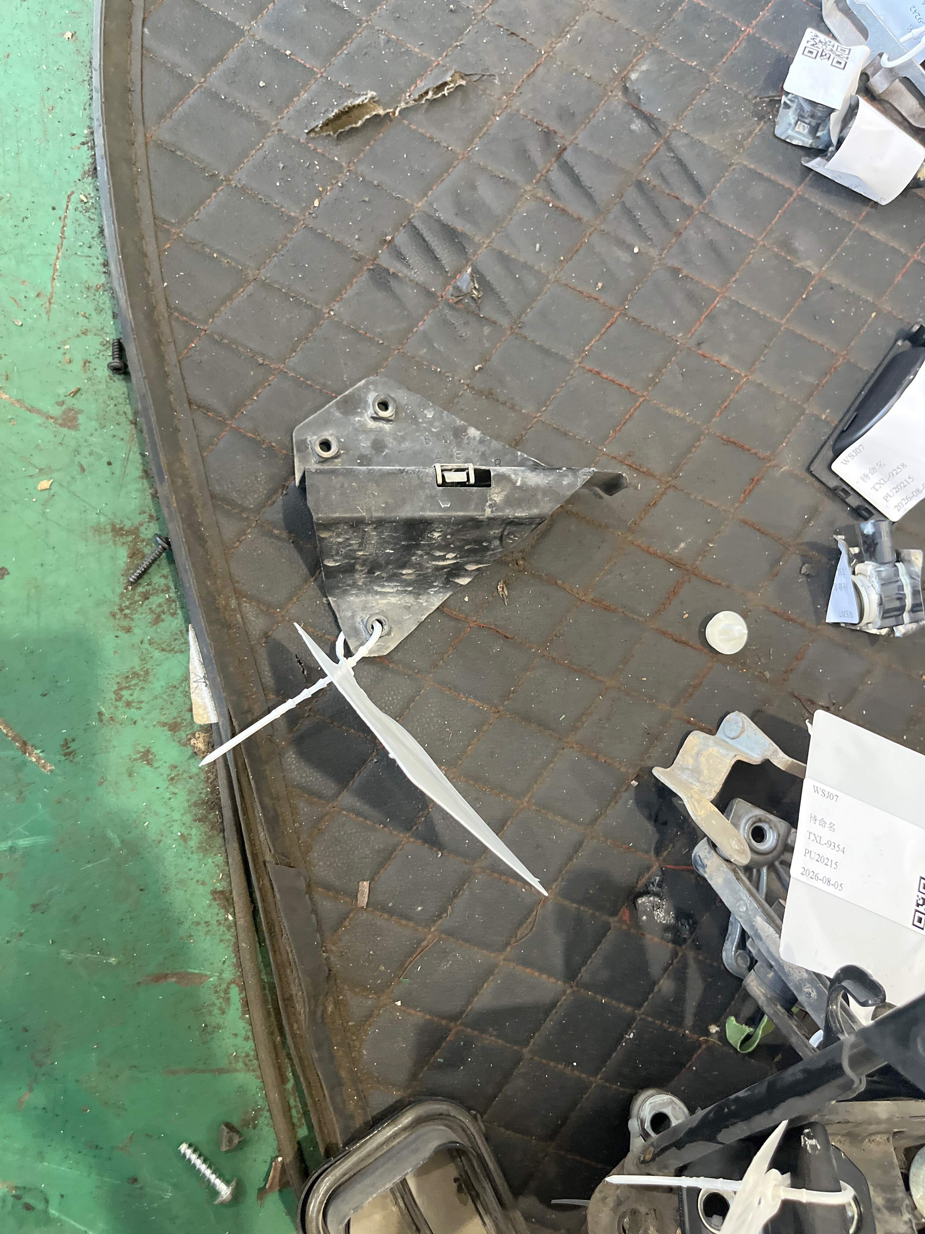 A2196200431 Front Headlight Bracket, Right