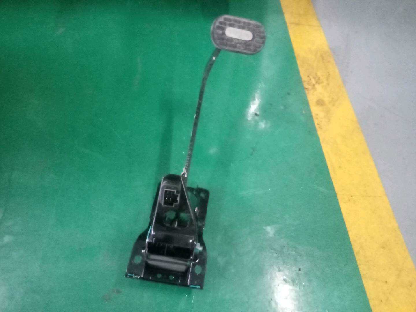 23757105 Brake Pedal