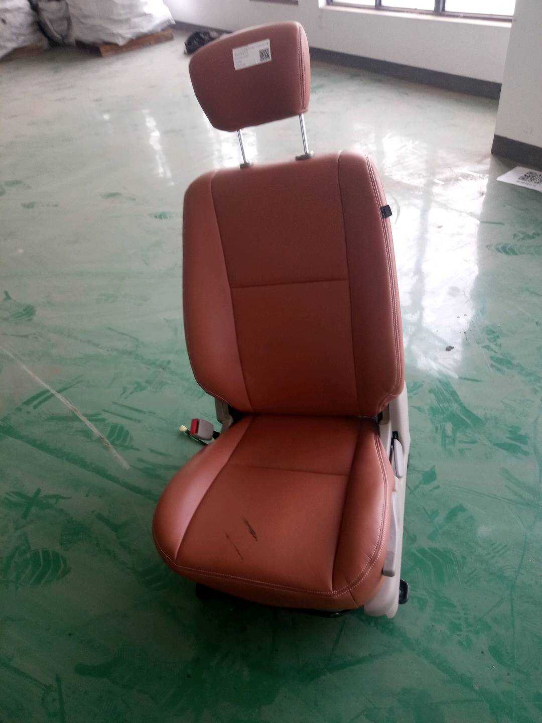 8510254K10FRW Driver Seat Assembly