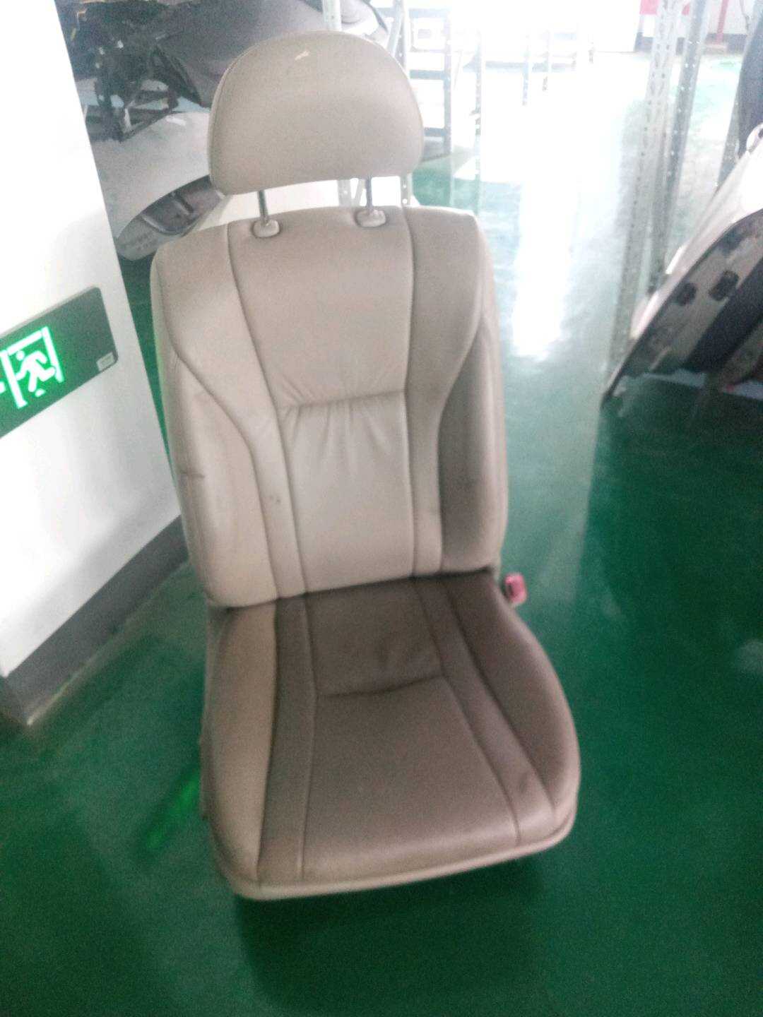 7164006280 驾驶员座椅总成