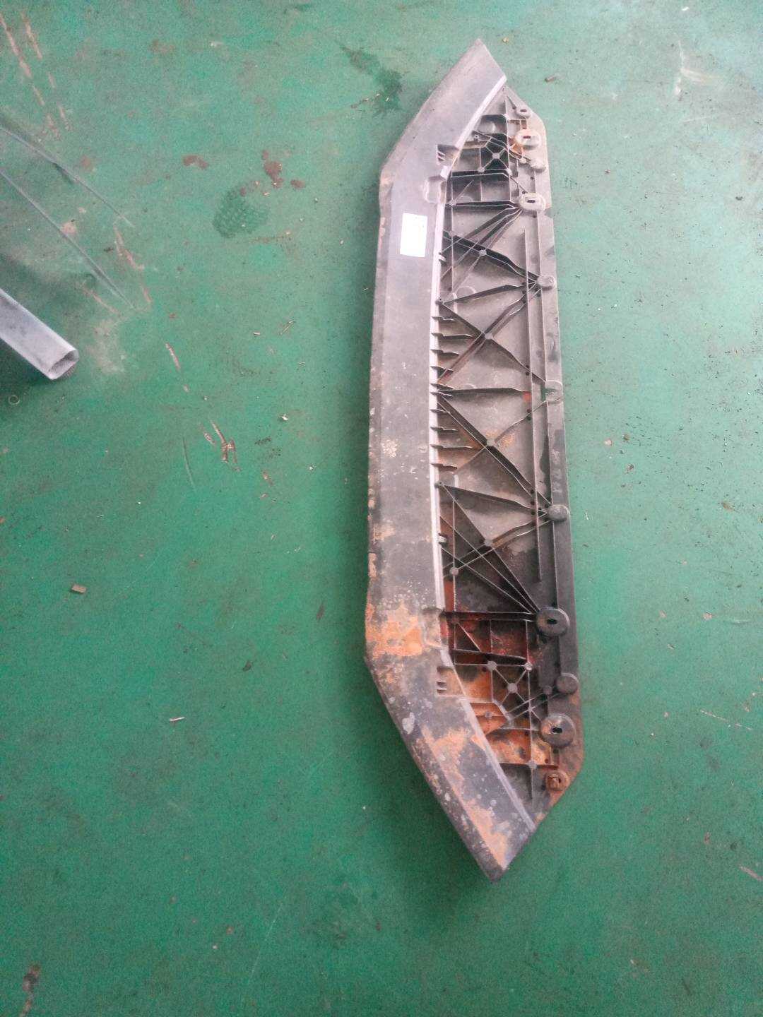 L8WD807611 Front Bumper Guard, Lower