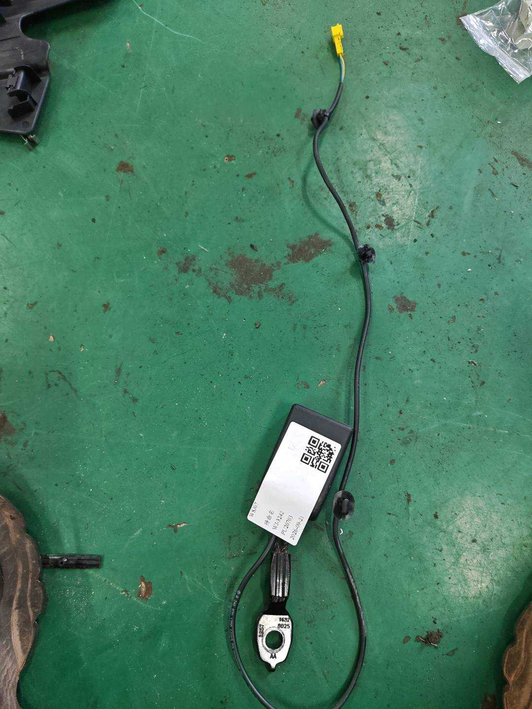 A24686002699051 左前安全带锁扣