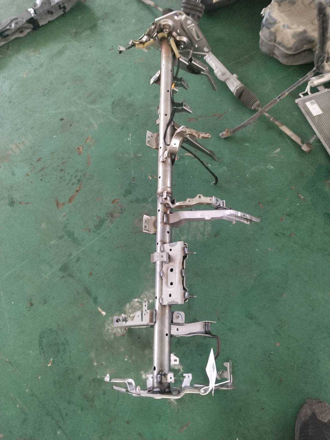 678705UR0A 仪表台骨架