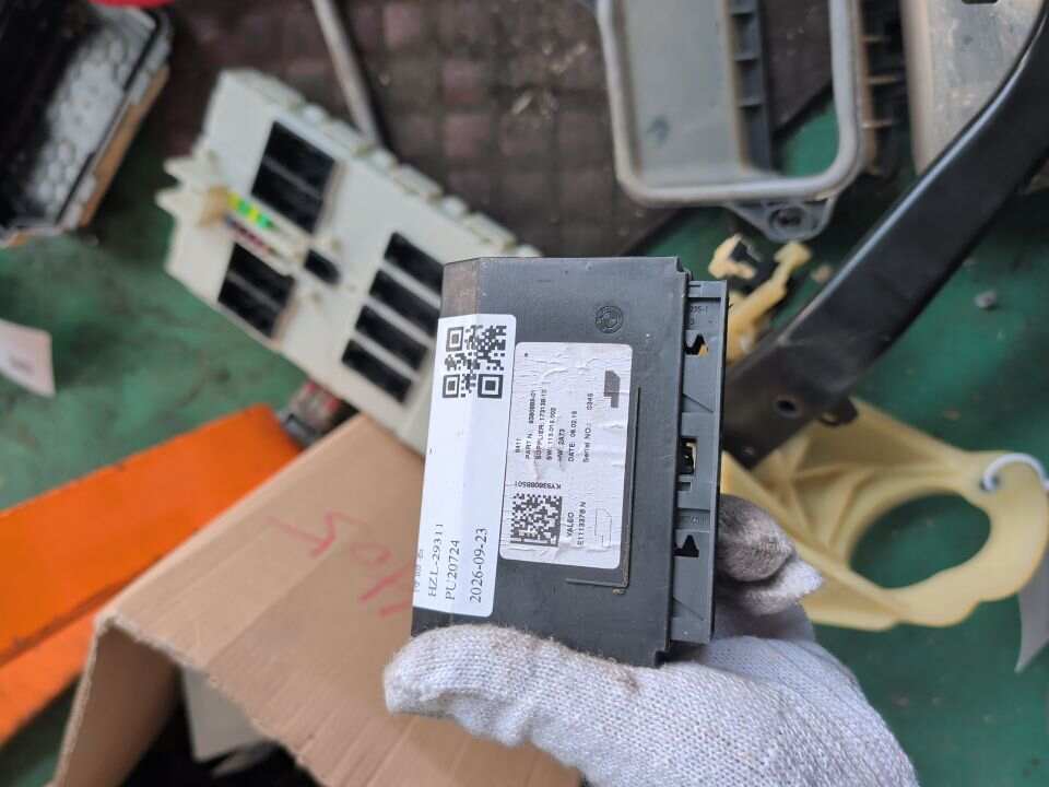 64119874190 空调控制电脑