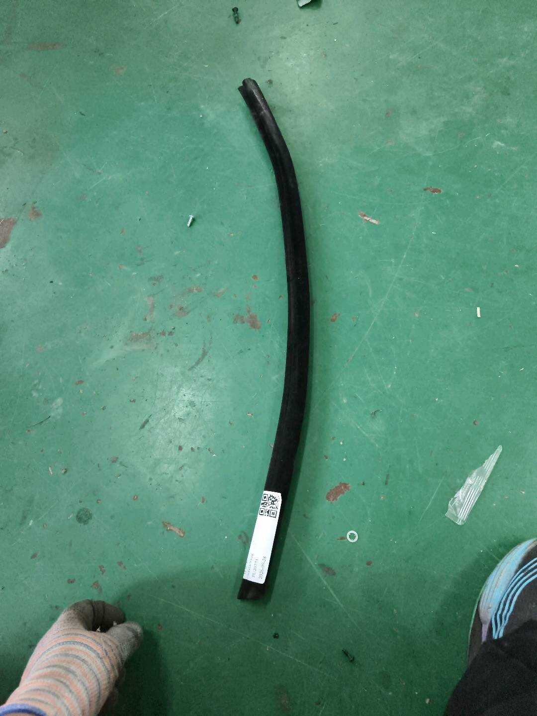 8P4839480 Rear Door Window Molding (Right Inner)