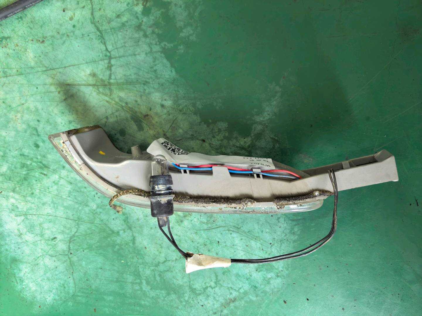 A1648200521 Side Mirror Turn Signal Light, Left