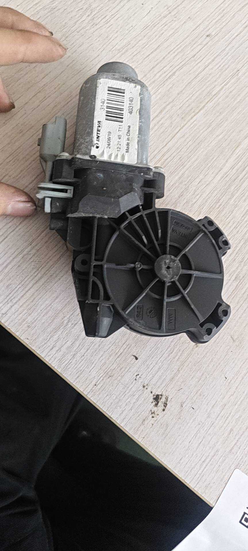 MEH3746300J 左后门升降器电机总成