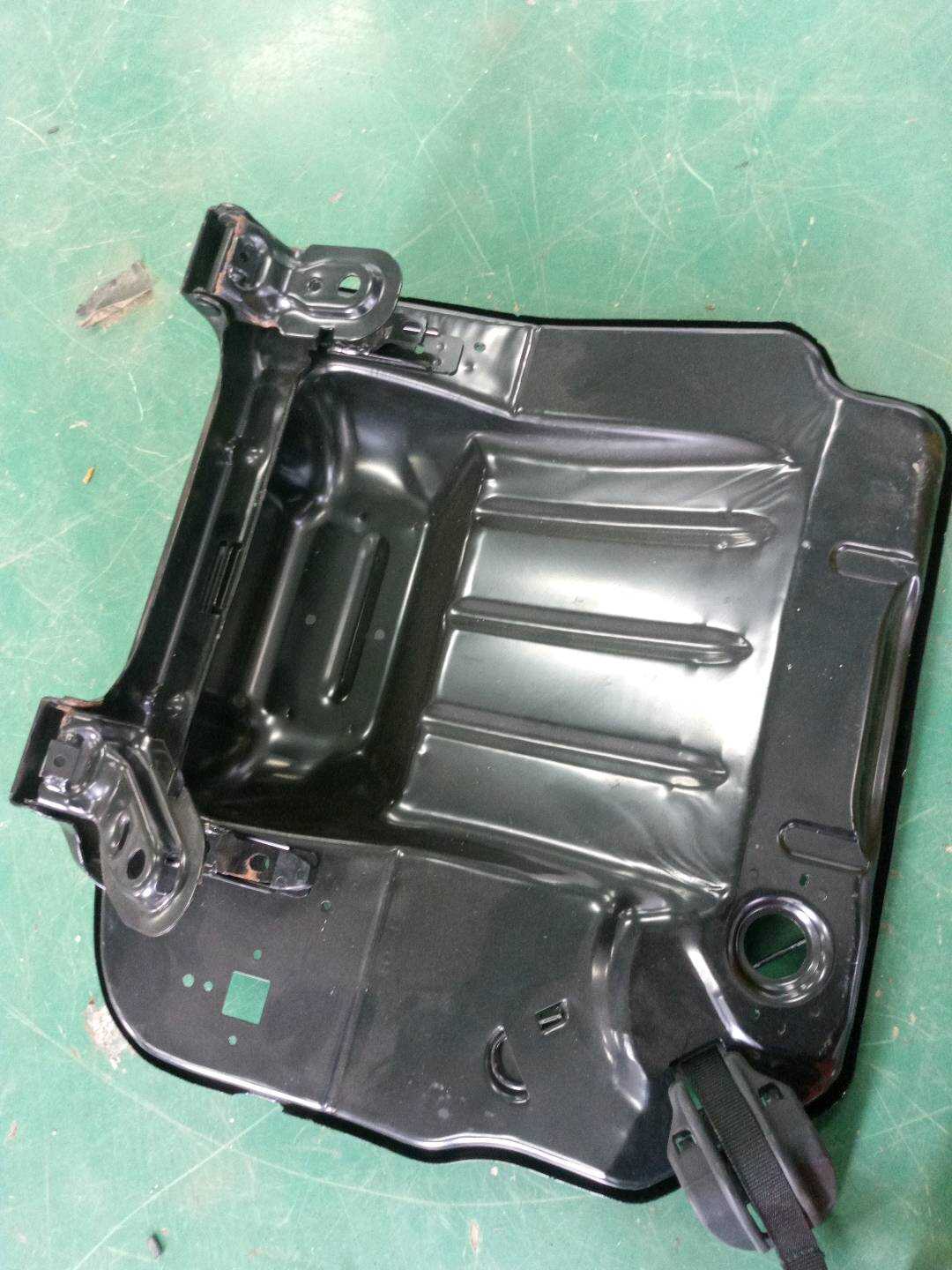A1649201622 Rear Seat Base Frame, Right