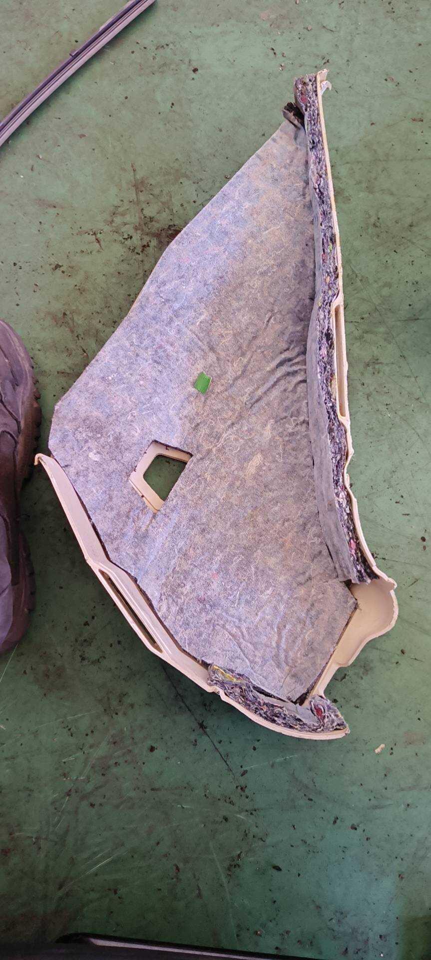 245608 Center Console Trim Panel, Front Right