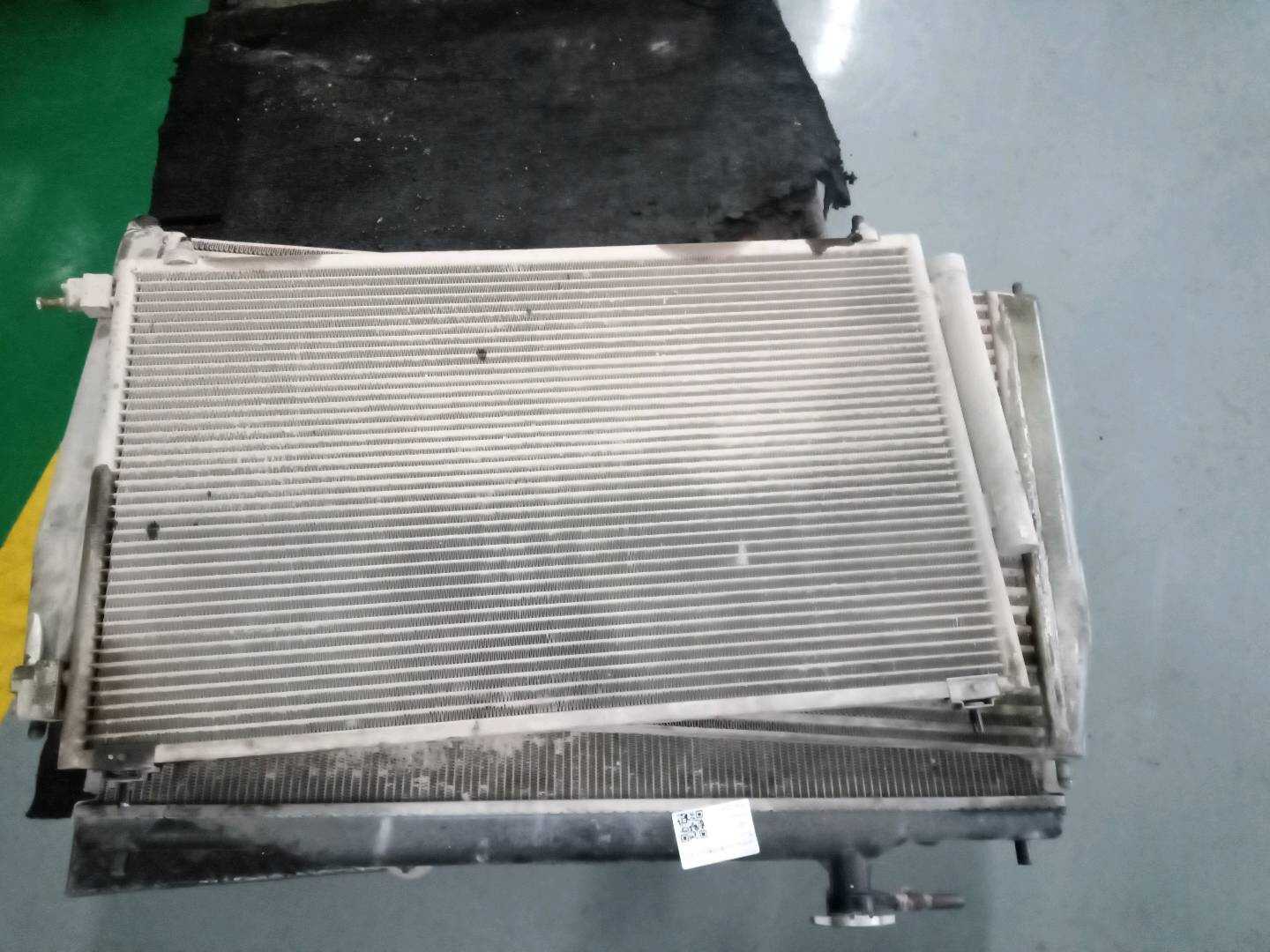 1301100AKZ16A 水箱
