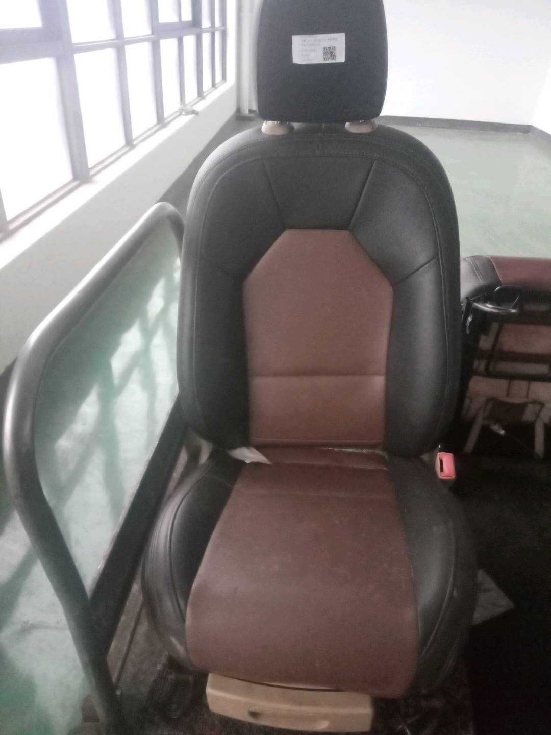 30010129ESA Driver Seat Assembly