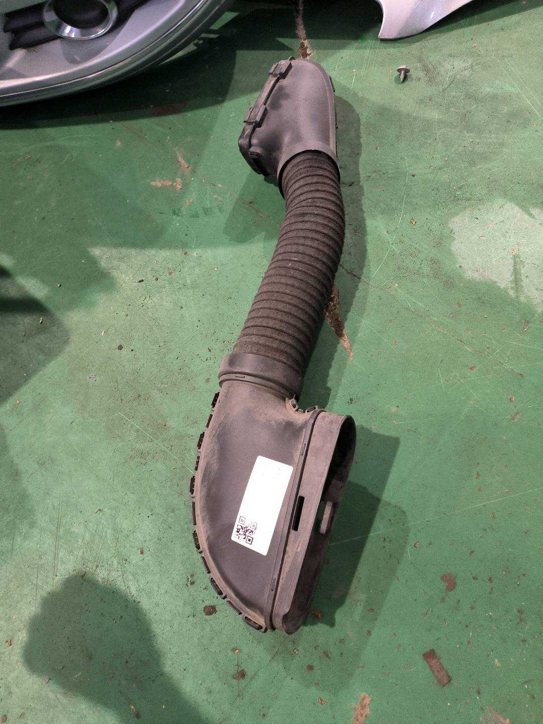 A2710900582 Air Filter Intake Pipe