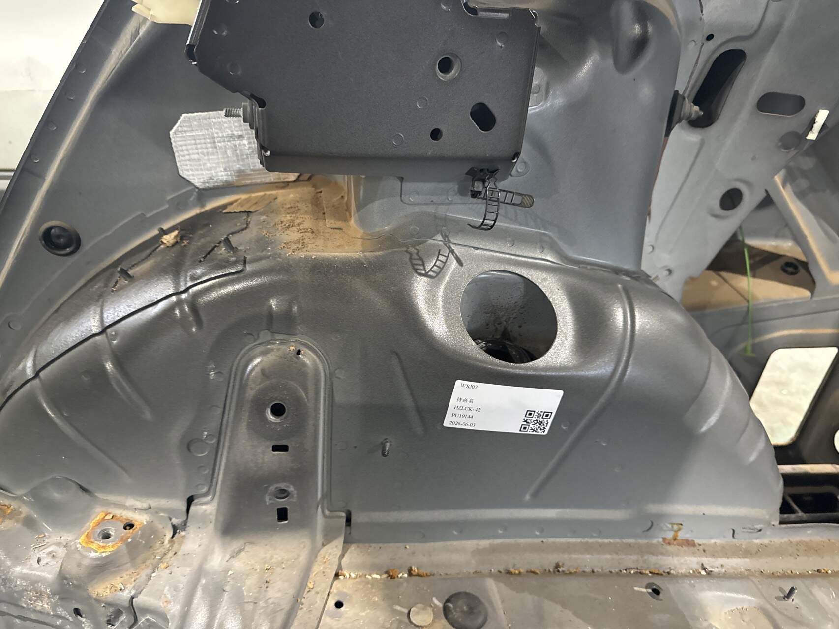41002993094 Rear Wheel Arch Inner Panel, Right