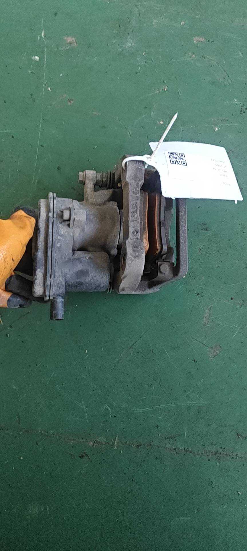 LR027126 Rear Brake Caliper, Right