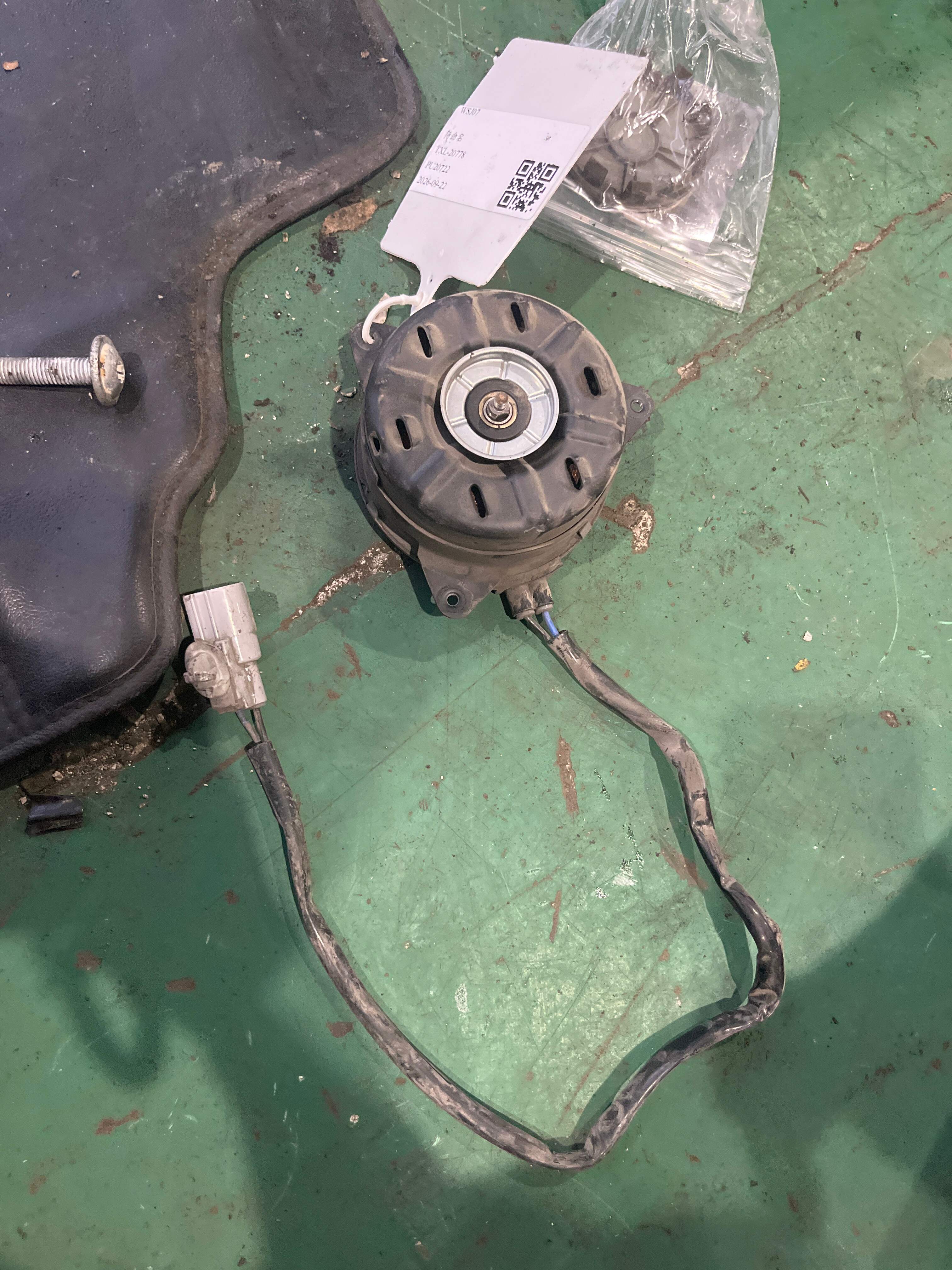 1636337010 Radiator Fan Motor