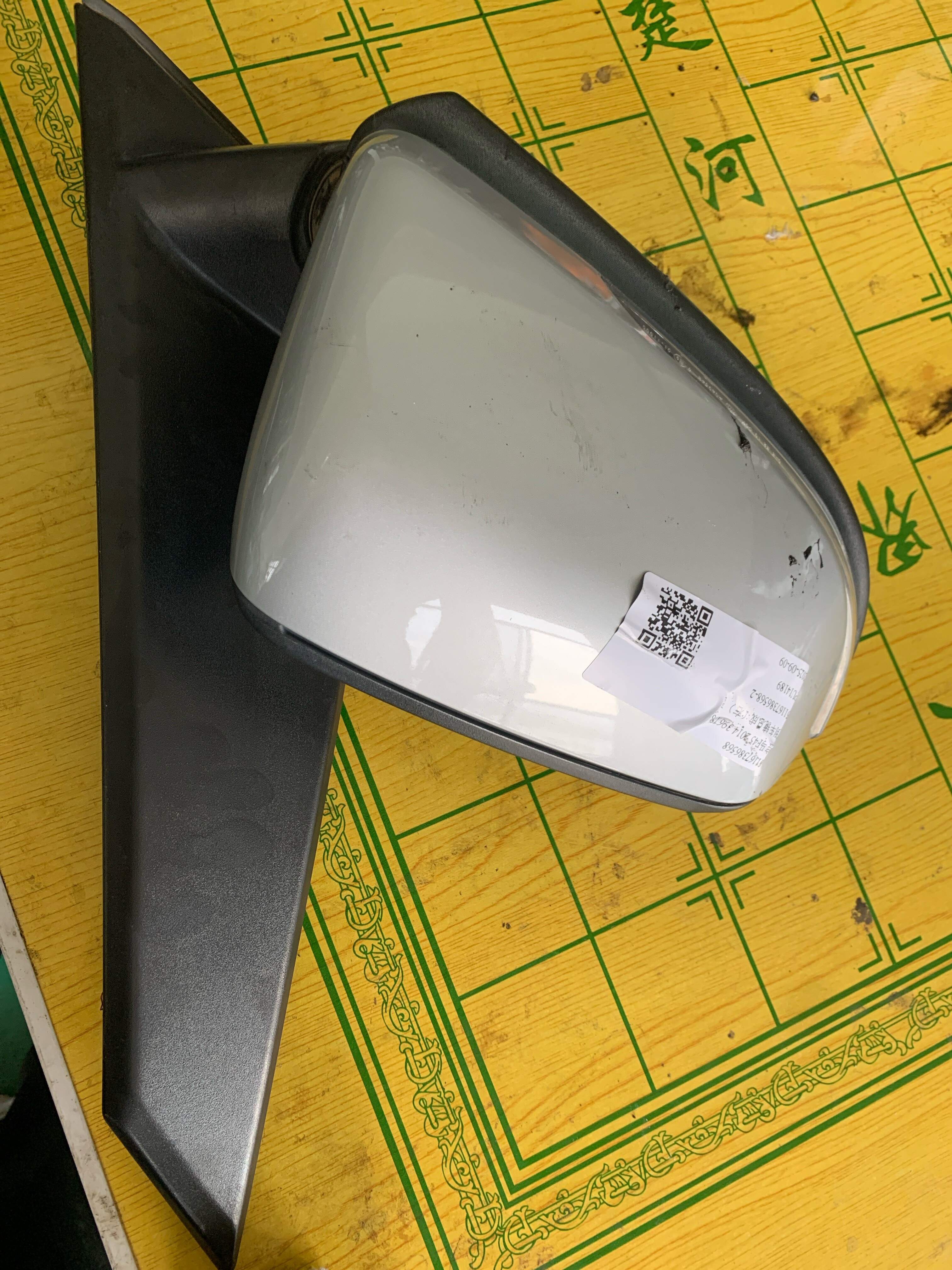 51167386568 倒车镜总成(右)