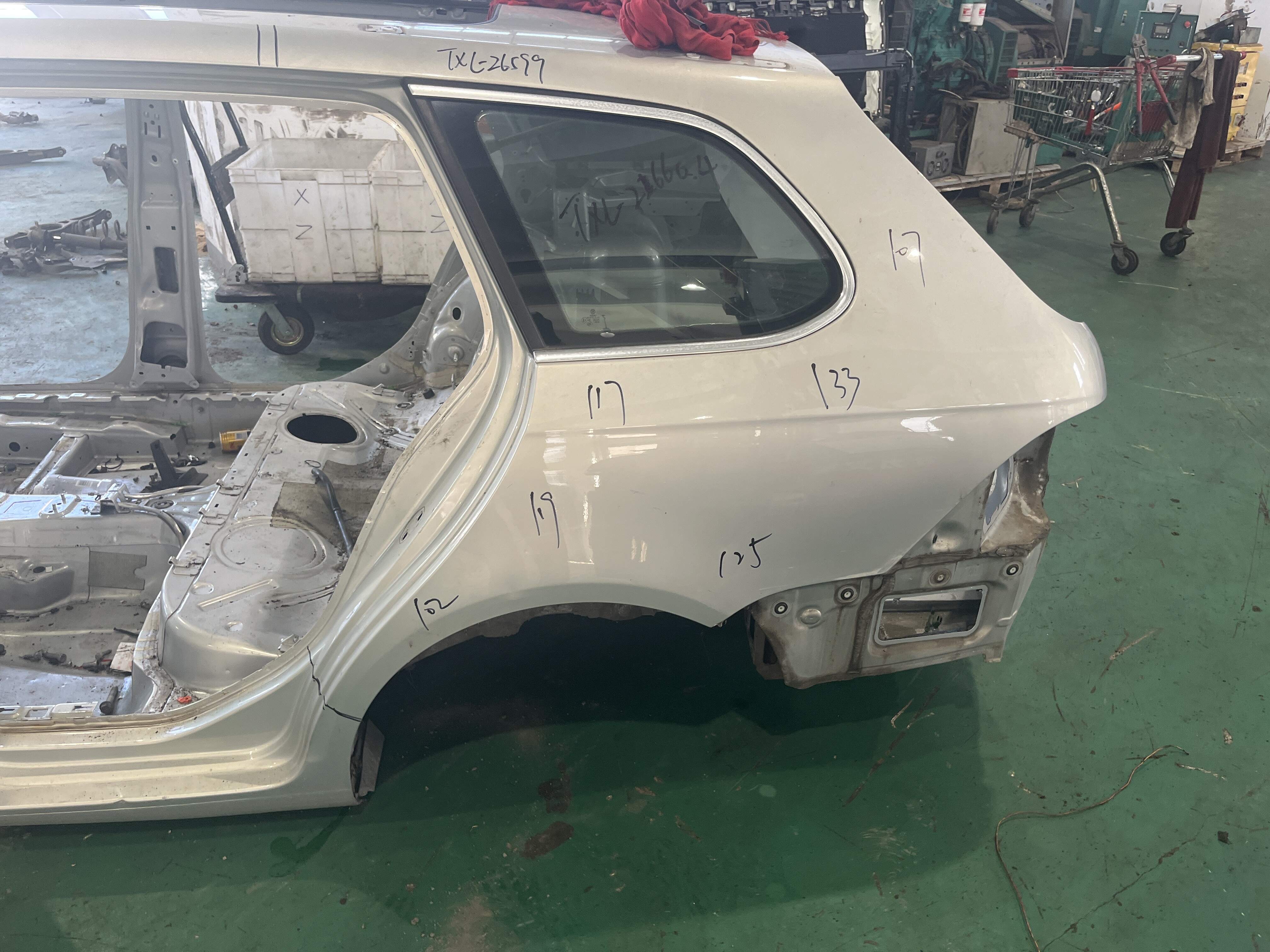 1K9809843 Rear Fender, Left