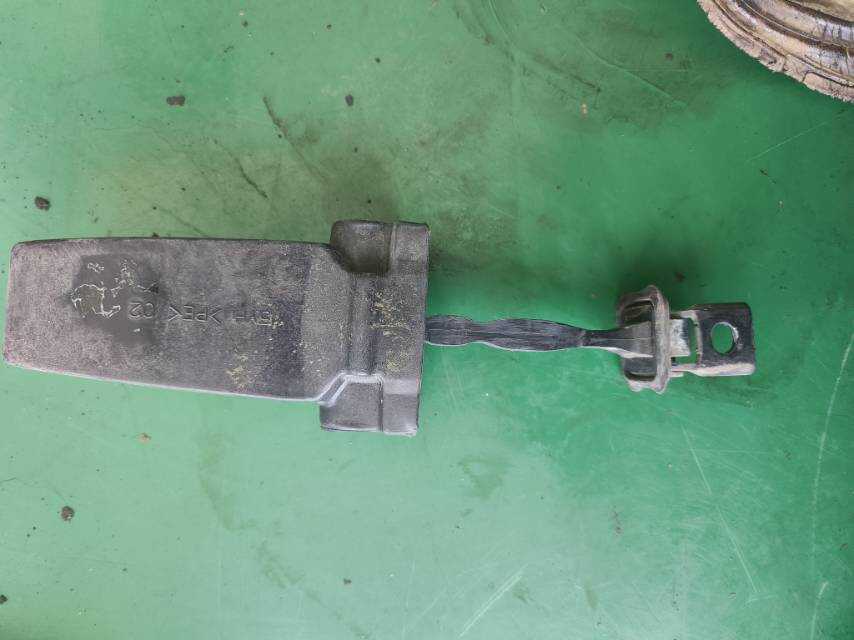 5JA839249C 后门限位器(右)