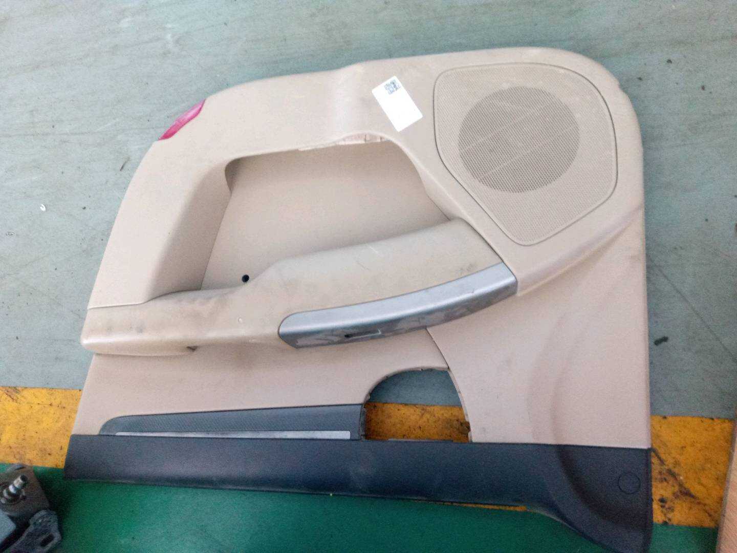 823062B010SH Front Door Trim Panel, Right