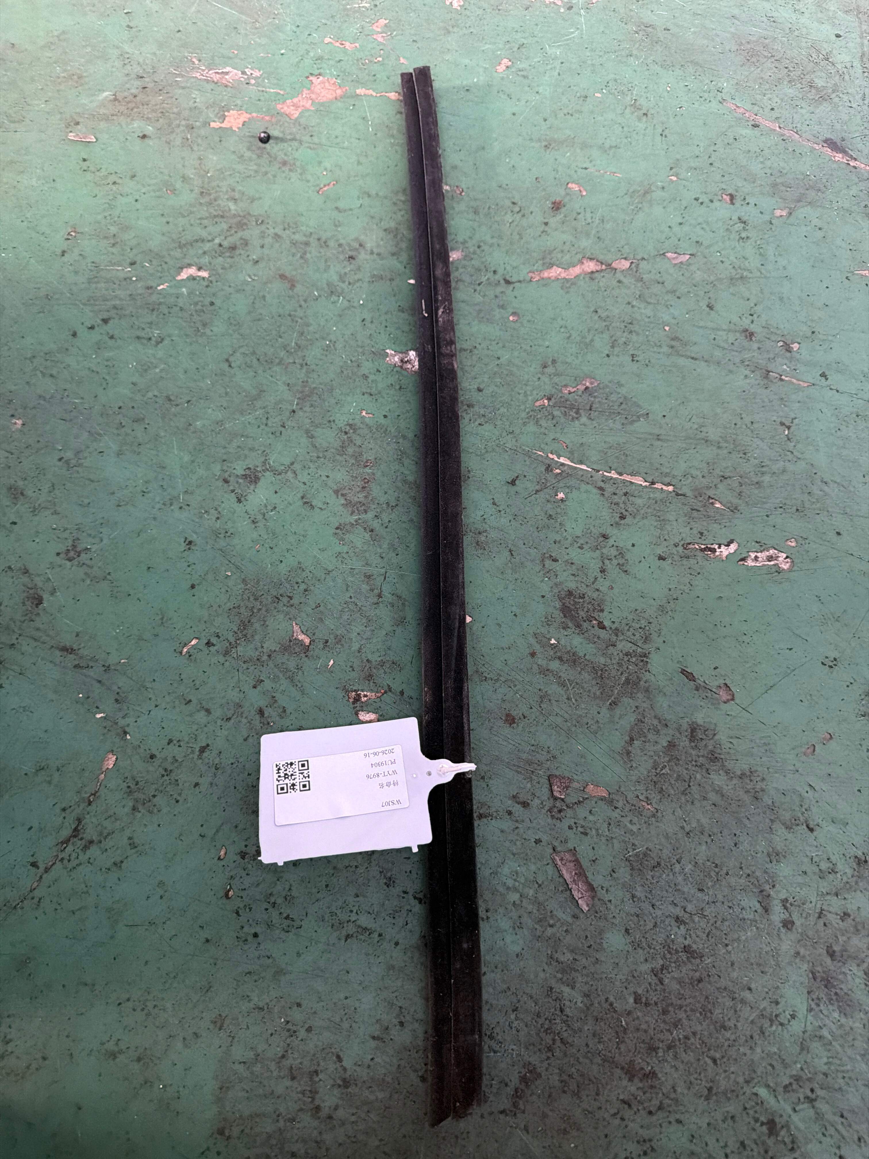822413S000 前门玻璃压条（右内）