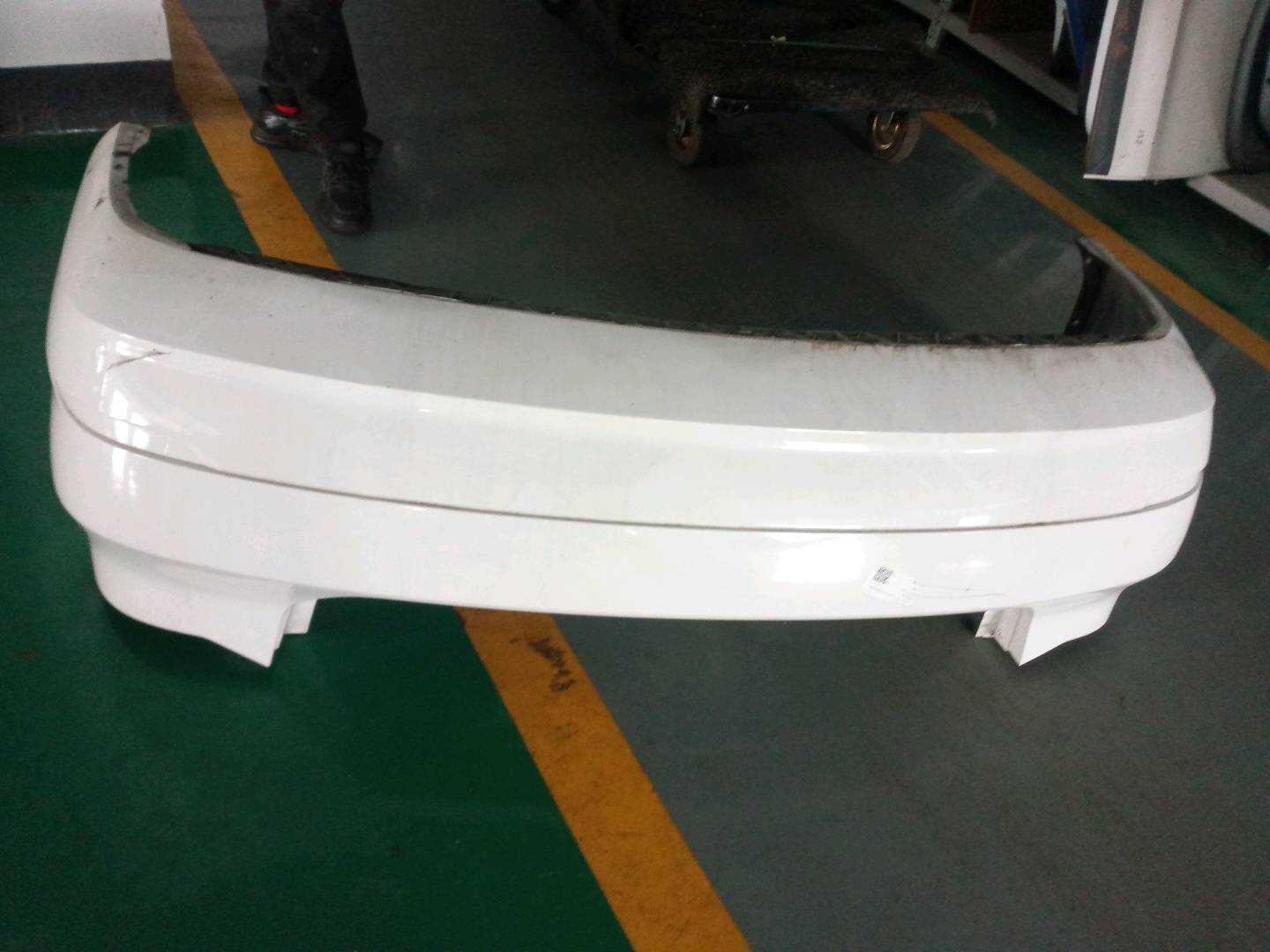 31G807421GRU 后保险杠皮