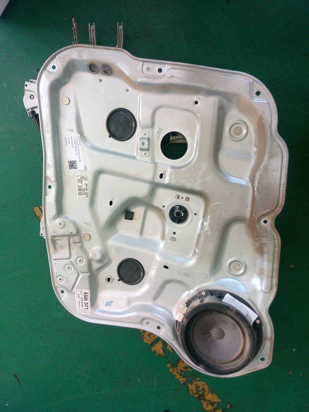 963002B100 前门扬声器(右)