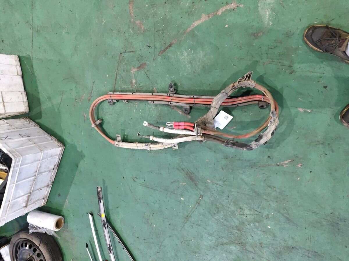 61126809625 Battery Cable (Floor)