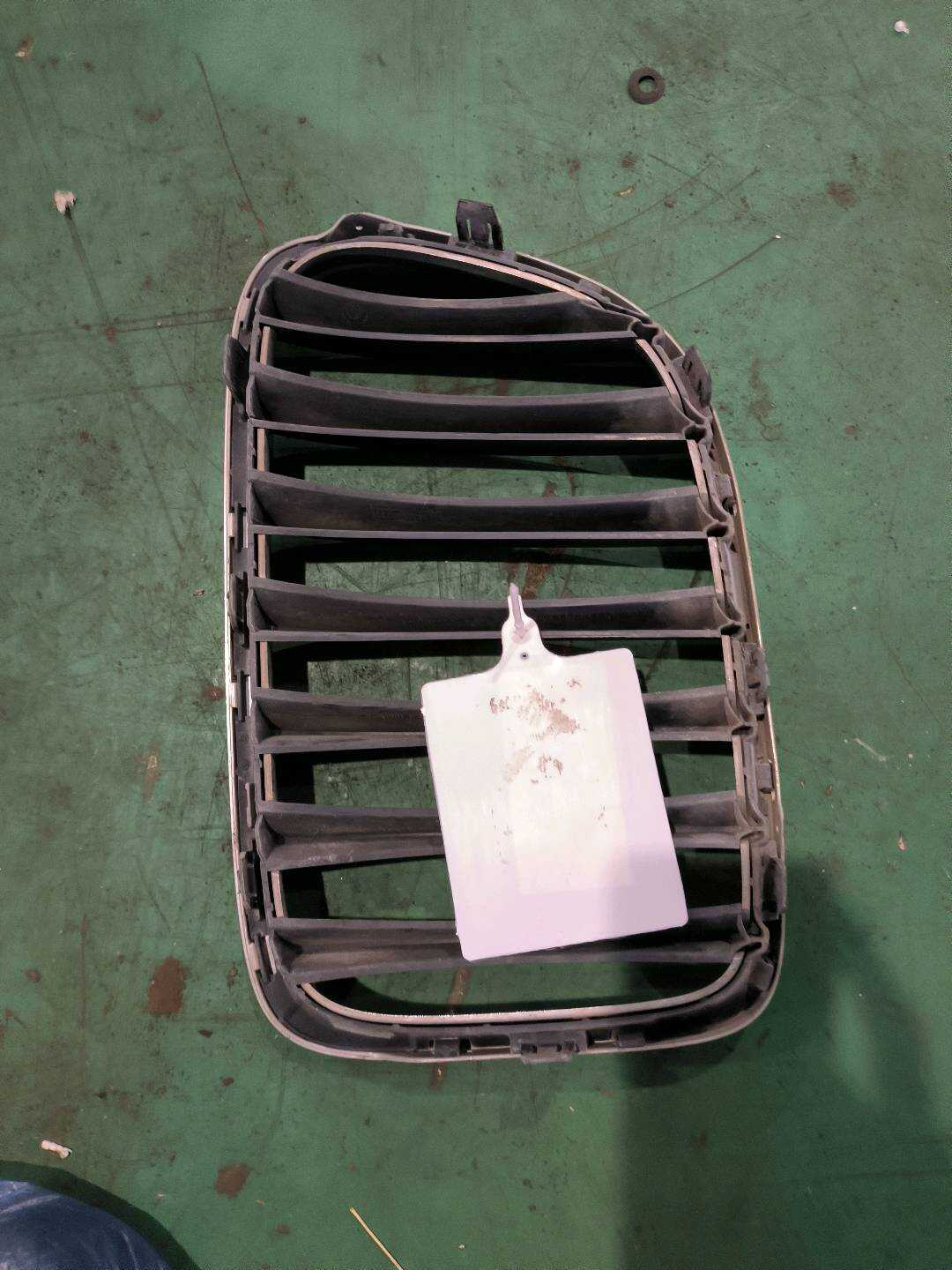 51118038062 Front Bumper Grille, Right