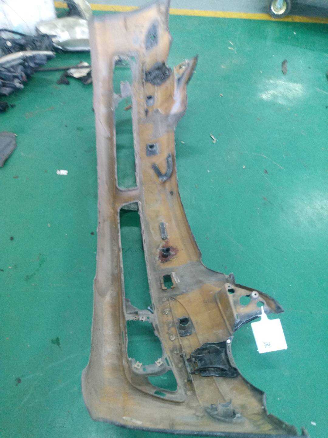 A2518851825 前保险杠皮