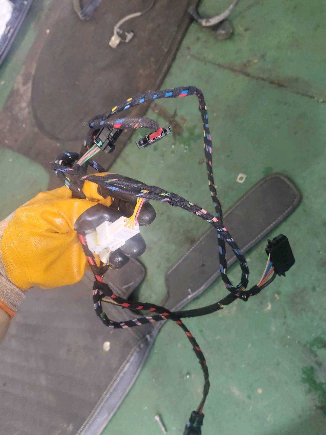 B013207 Manual A/C Wiring Harness