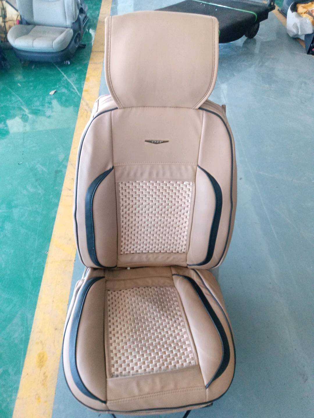 6800100V01 驾驶员座椅总成
