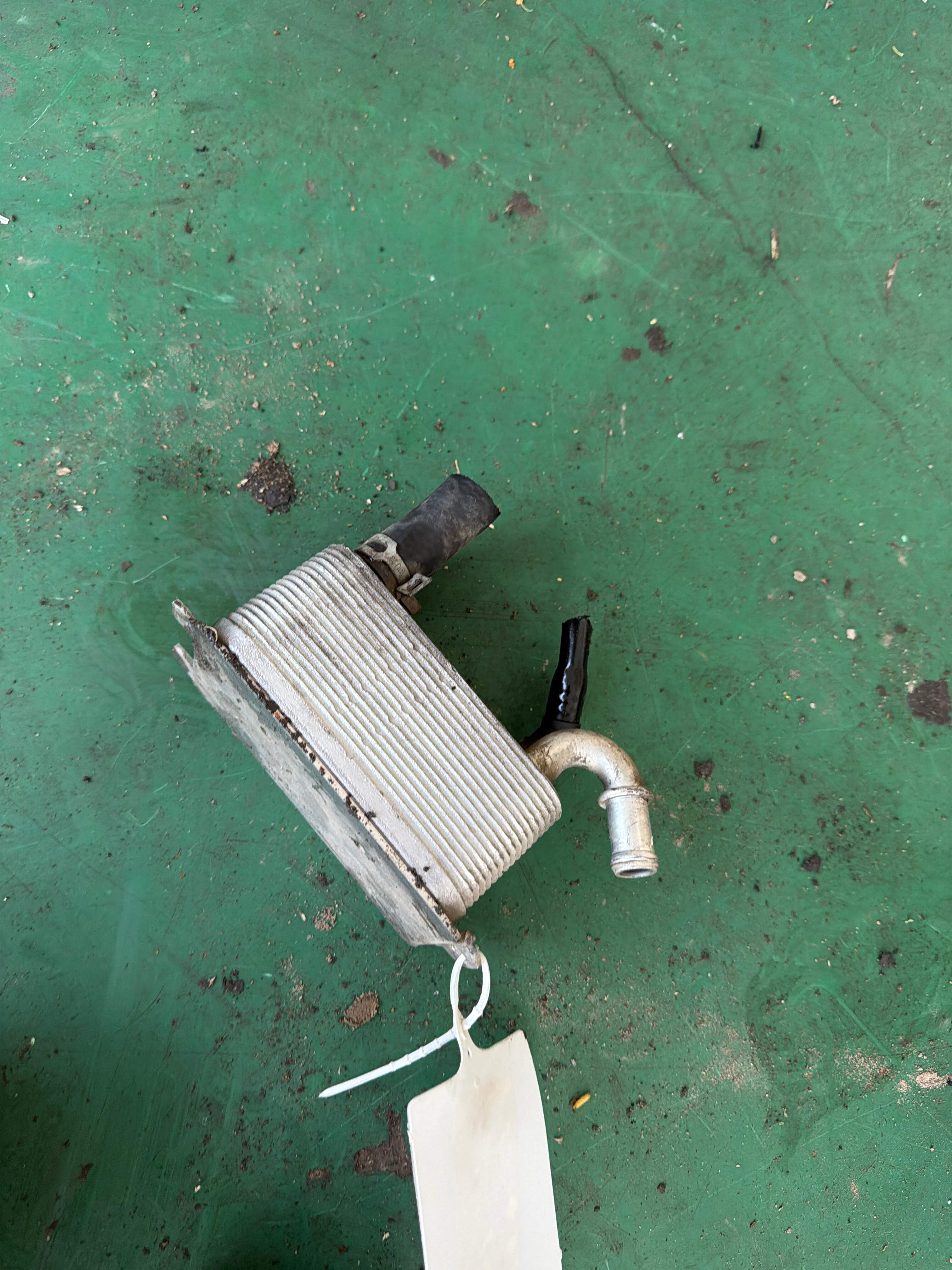 LR002916 Transmission Oil Cooler