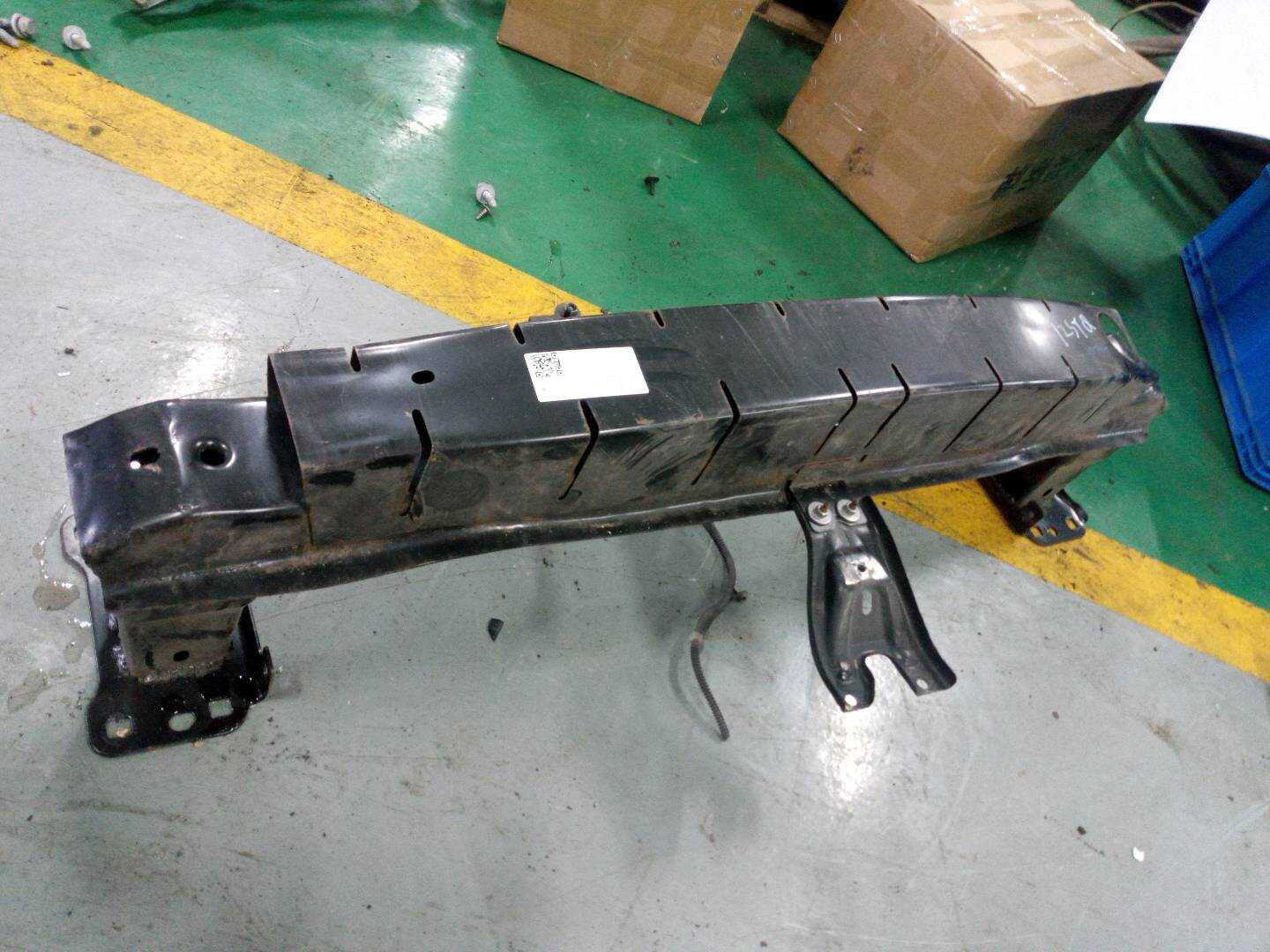L16D807109B 前保险杠骨架