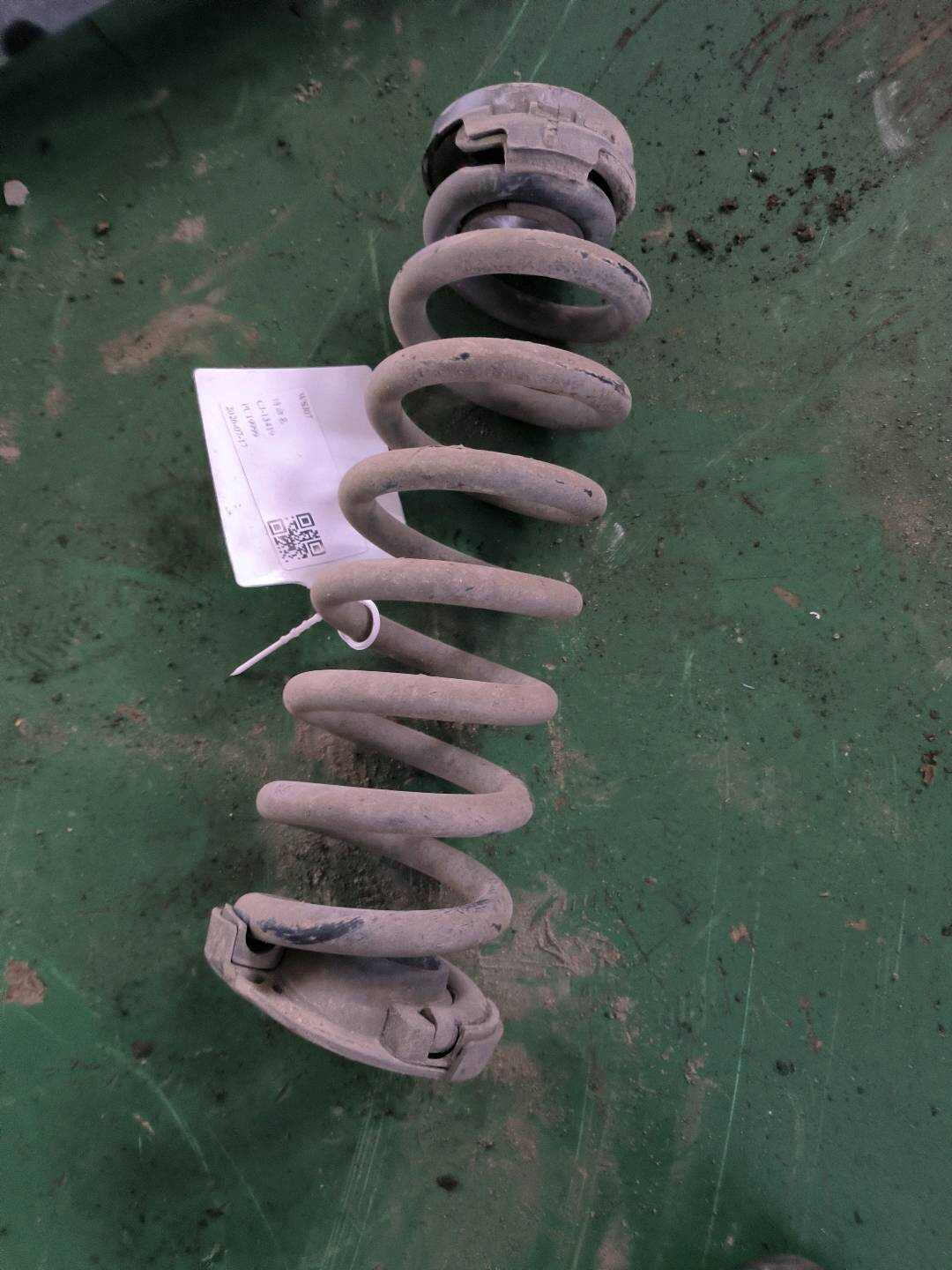 A2053240104 后减震器螺旋弹簧