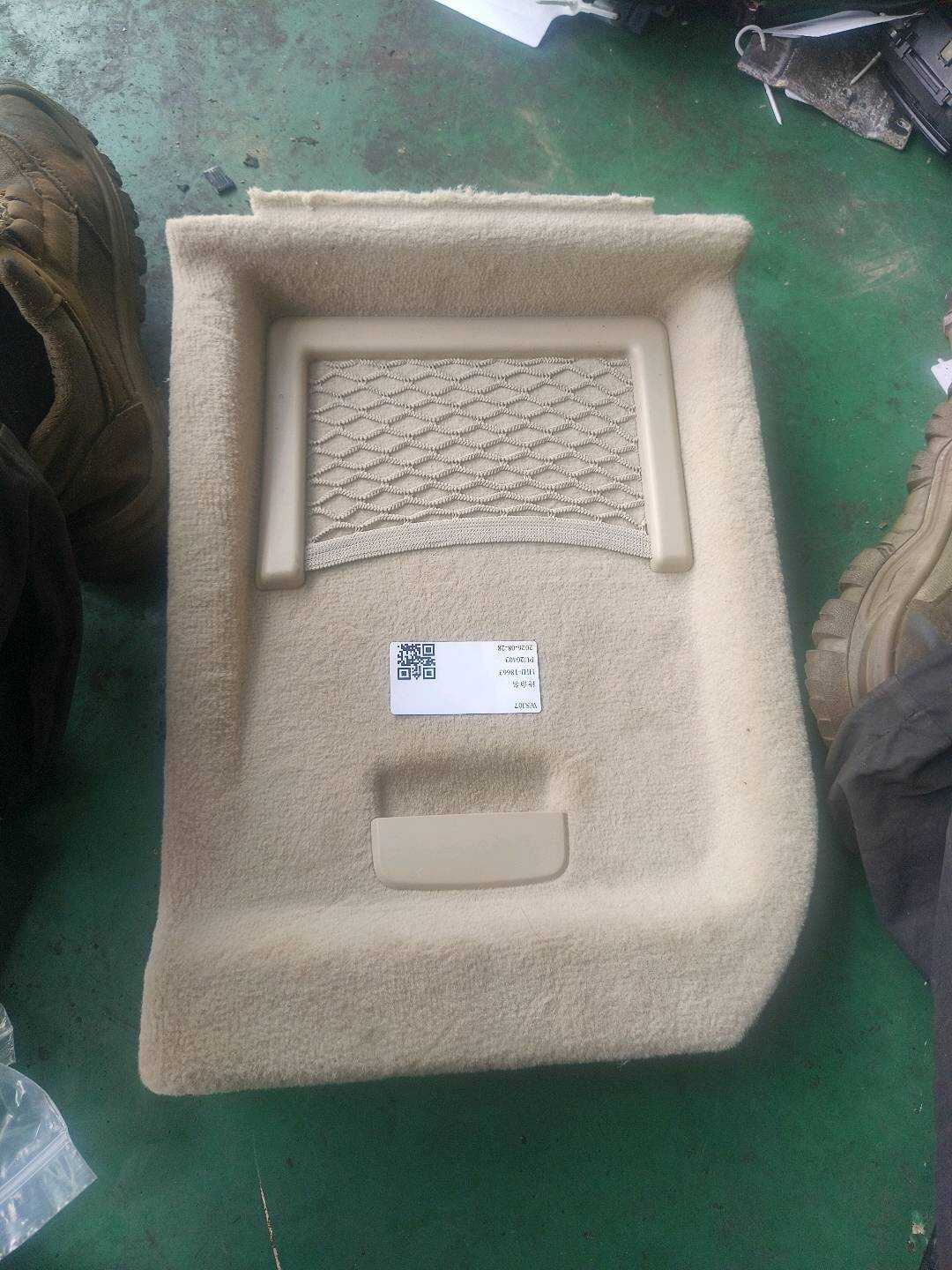 51477354311 行李箱饰板(左后)
