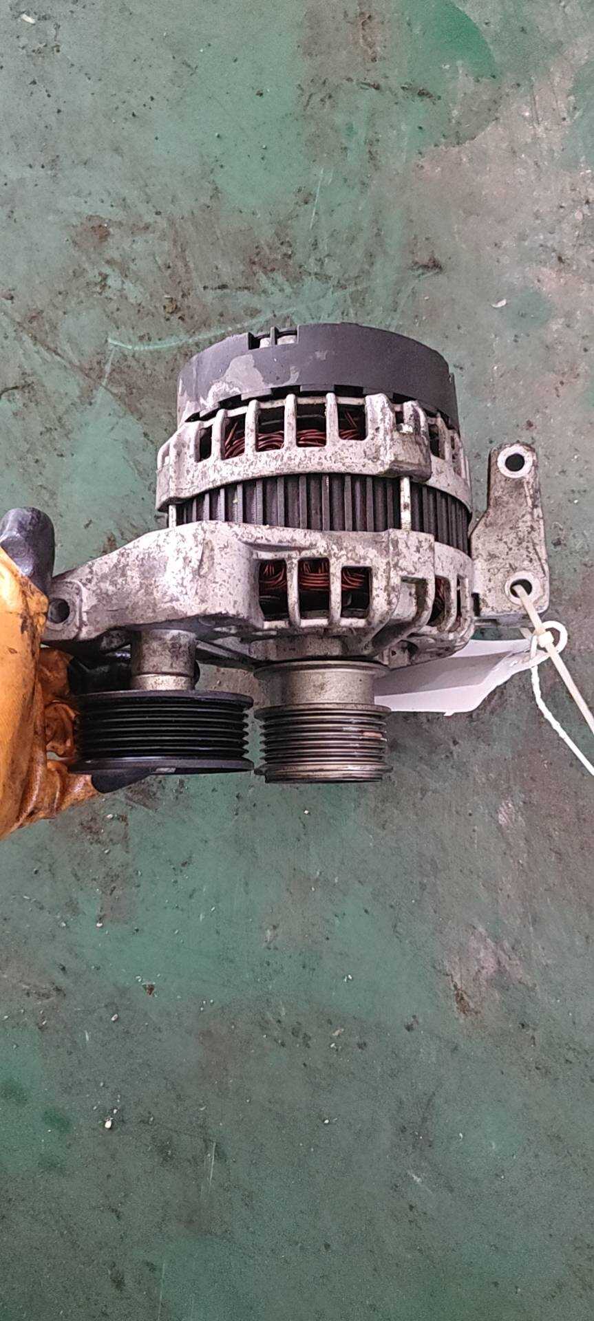 LR028121 Alternator