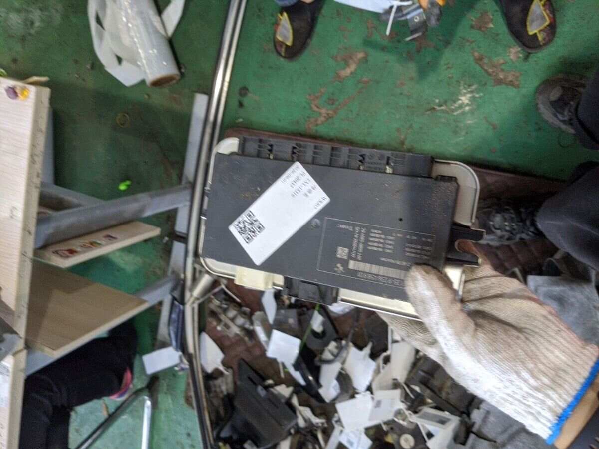 61359236458 Footwell Control Unit
