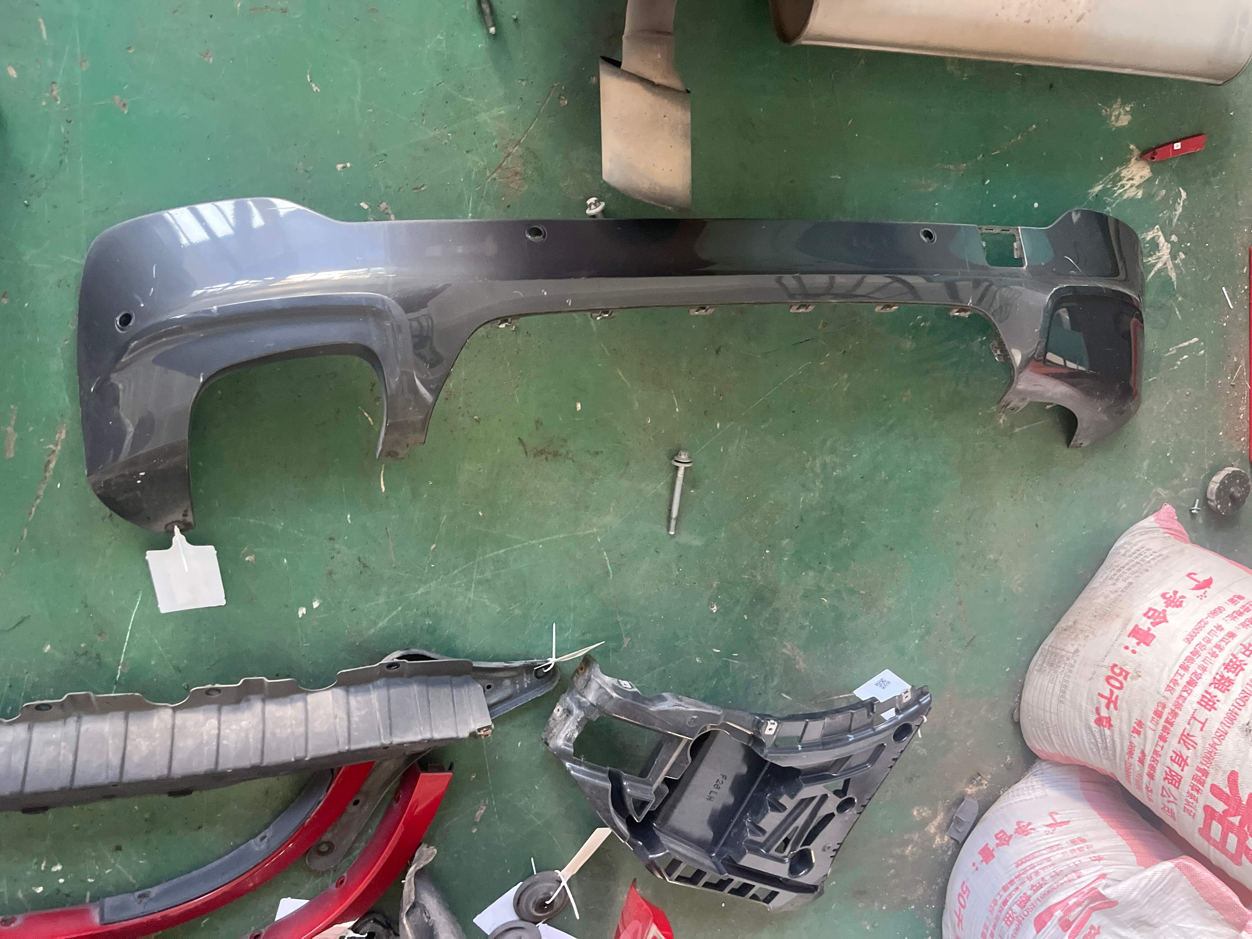 51127389890 Rear Bumper Lower Apron
