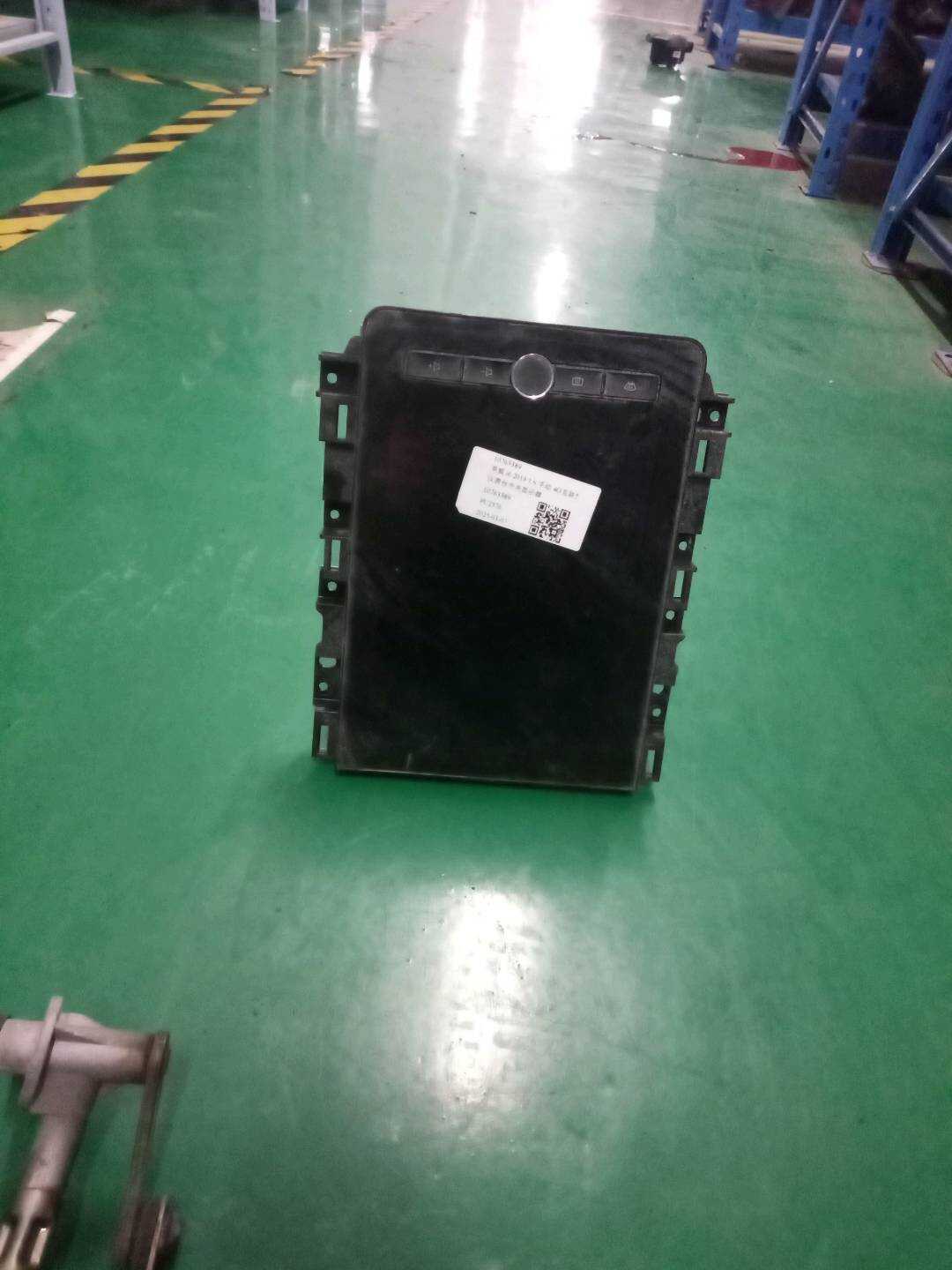 10763389 Dashboard Center Display